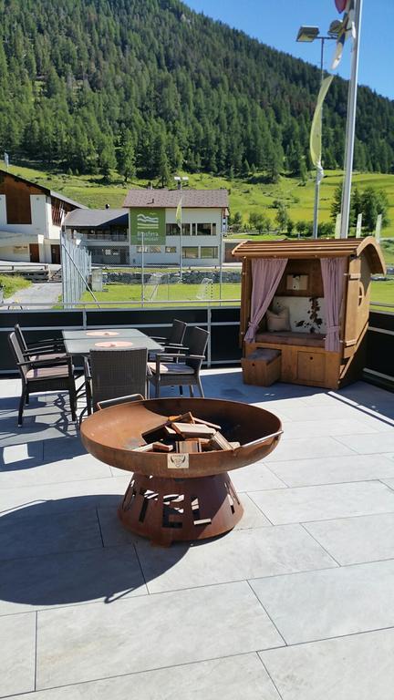 Hotel Al Rom Tschierv Екстер'єр фото