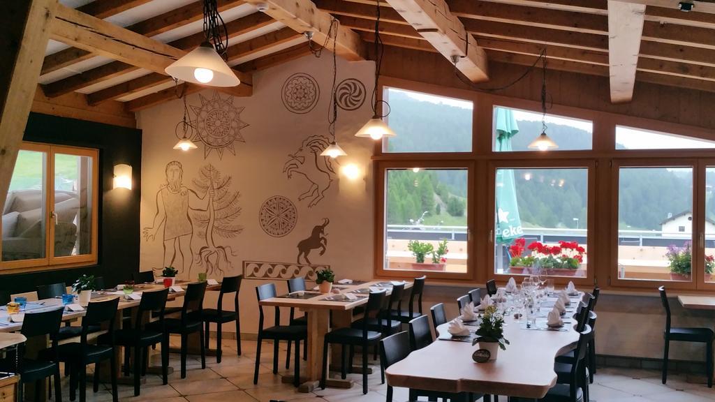 Hotel Al Rom Tschierv Екстер'єр фото